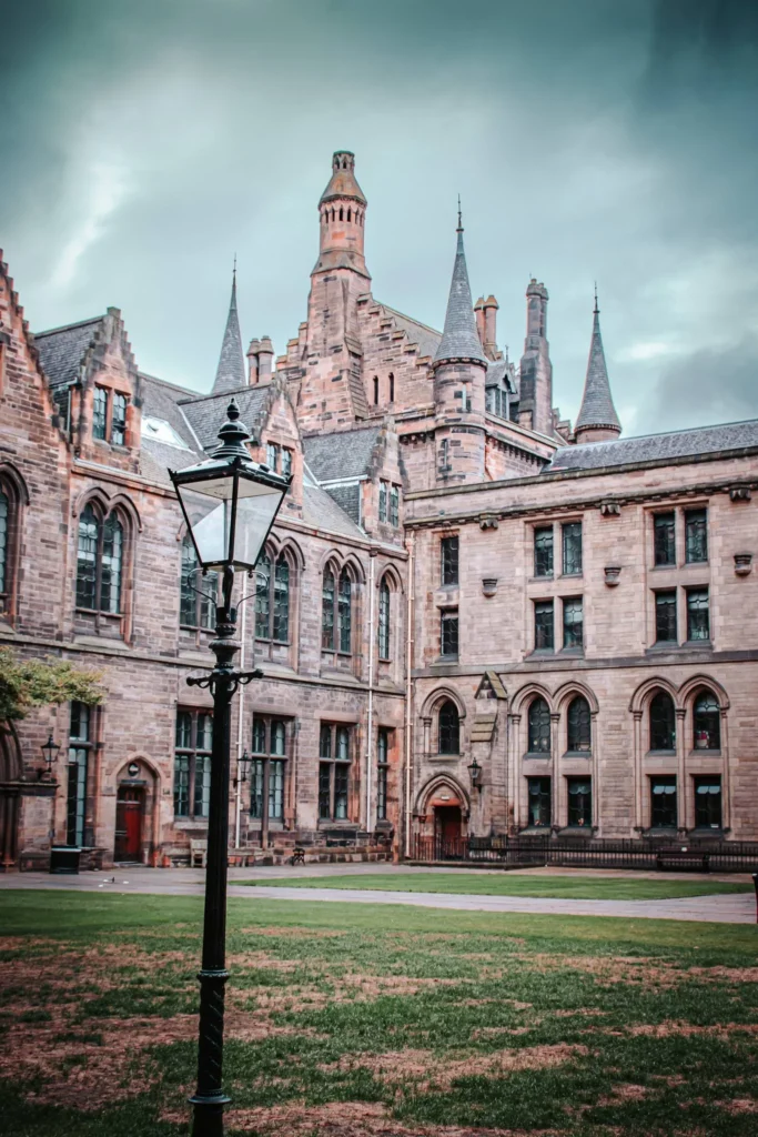 Courtyard of the University of Glasgow with antique streetlamp
