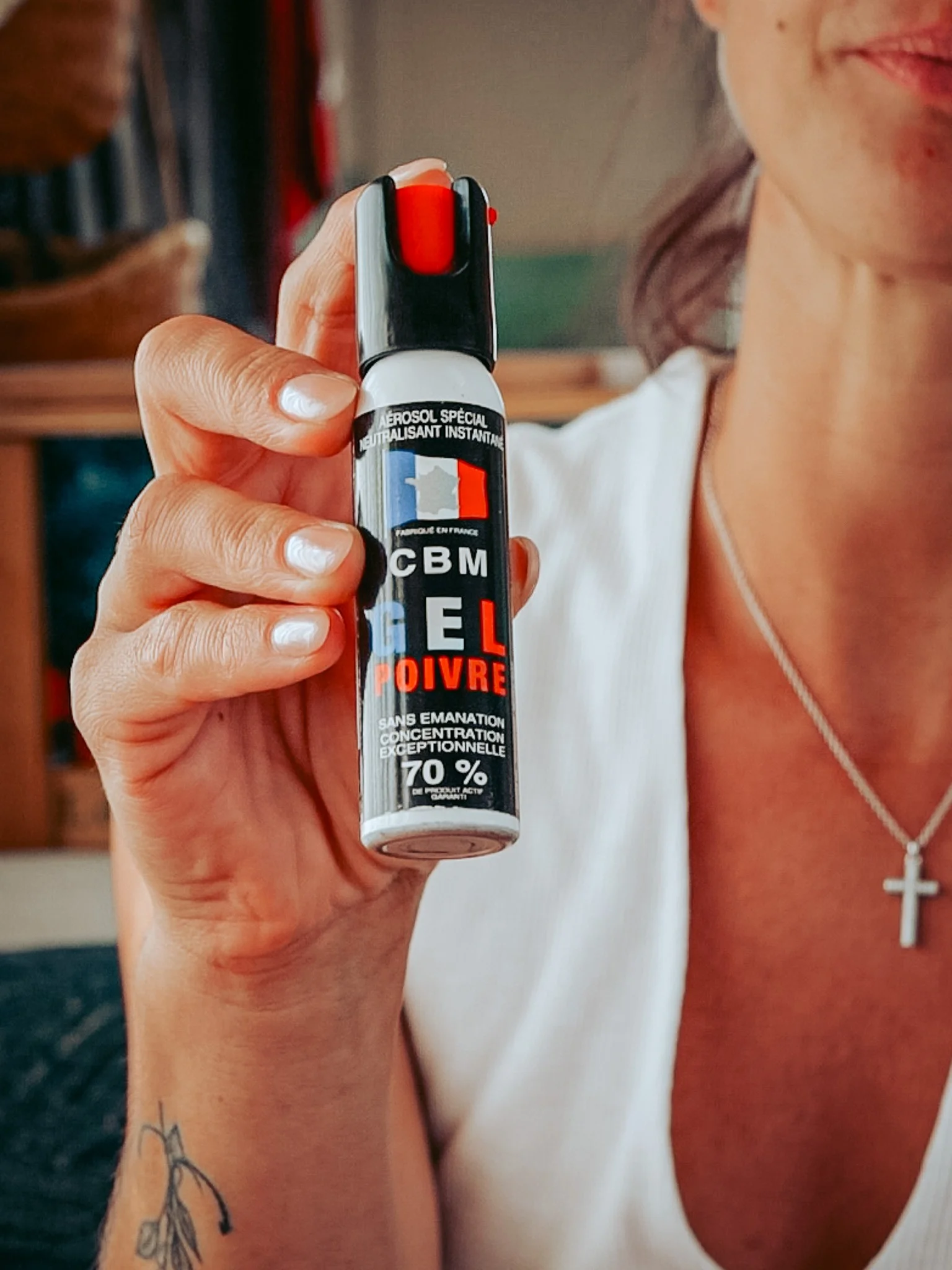 CBM 70% pepper spray gel made in France, personal defense in campervan