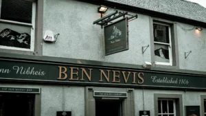 Ben Nevis Bar, Fort William: rifiutato due volte, poi le migliori cozze del viaggio